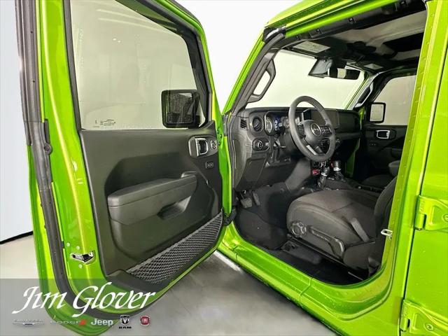2025 Jeep Gladiator Sport