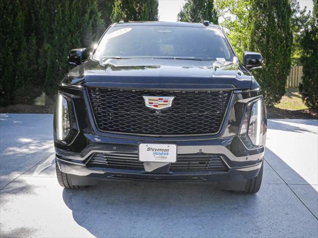 2025 Cadillac Escalade ESV Sport