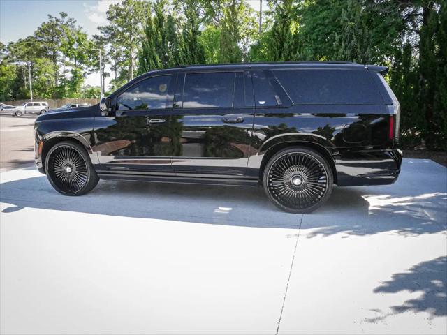 2025 Cadillac Escalade ESV Sport