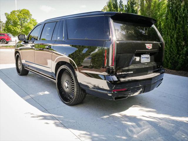 2025 Cadillac Escalade ESV Sport