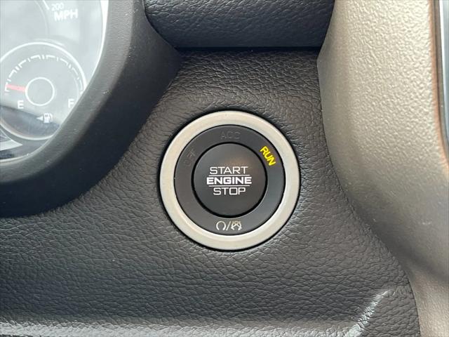 2019 Ram 1500 Laramie Crew Cab 4x4 5'7" Box