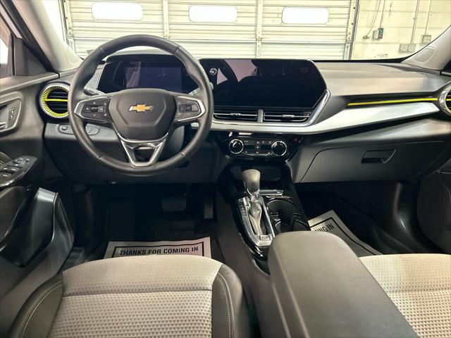 2024 Chevrolet Trax FWD LT