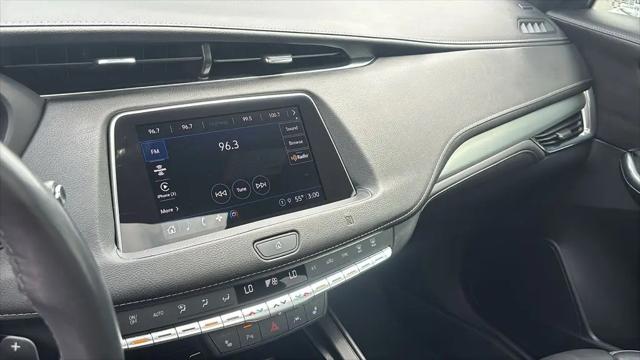2021 Cadillac XT4 FWD Premium Luxury