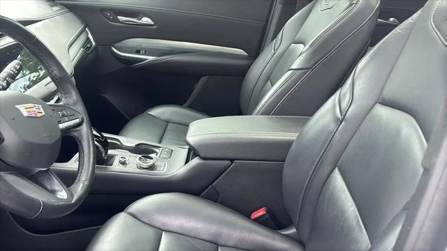 2021 Cadillac XT4 FWD Premium Luxury