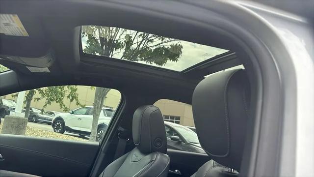 2021 Cadillac XT4 FWD Premium Luxury