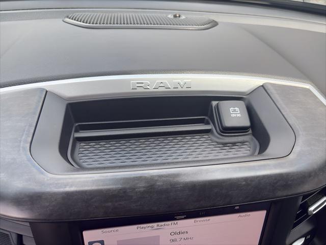 2023 Ram 1500 Big Horn Crew Cab 4x4 5'7" Box