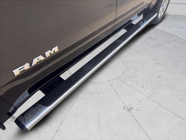 2023 Ram 1500 Big Horn Crew Cab 4x4 5'7" Box