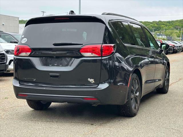 2020 Chrysler Pacifica Touring L Plus