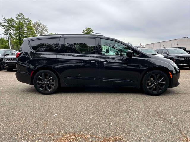 2020 Chrysler Pacifica Touring L Plus