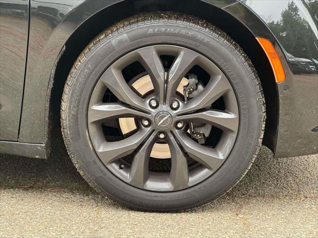 2020 Chrysler Pacifica Touring L Plus