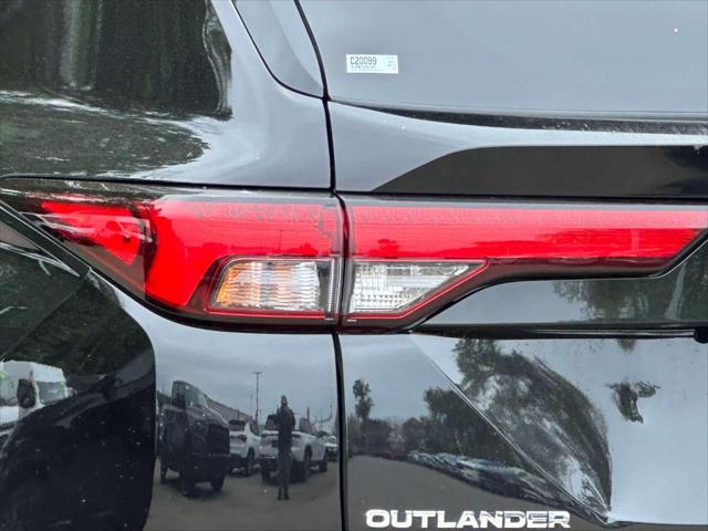 2022 Mitsubishi Outlander SE Launch Edition S-AWC