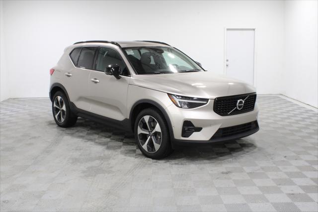 2023 Volvo XC40 B4 Ultimate Dark Theme for sale in Wichita, KS