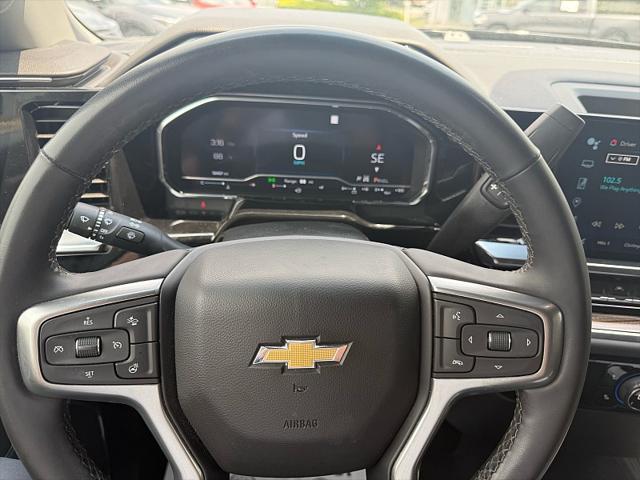 2023 Chevrolet Silverado 1500 4WD Crew Cab Short Bed LT with 2FL