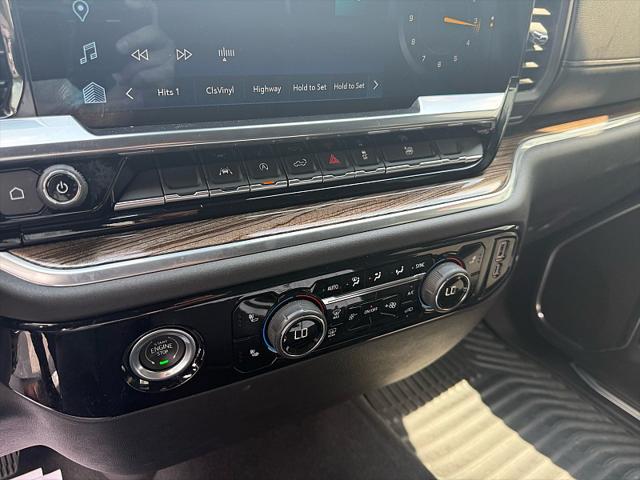 2023 Chevrolet Silverado 1500 4WD Crew Cab Short Bed LT with 2FL