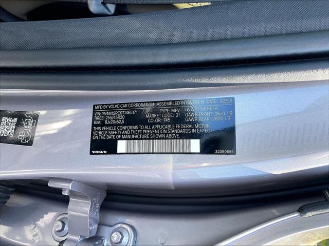 2026 Volvo XC60 B5 Plus
