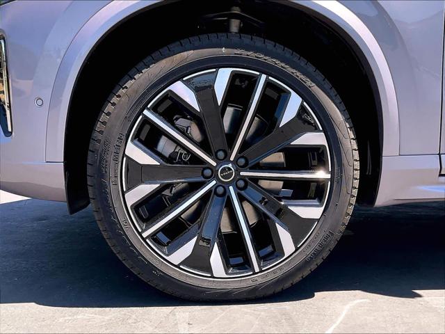 2026 Volvo XC90 Plug-In Hybrid Plus, T8 AWD, Electric/Gasoline, Bright, 7 Seats