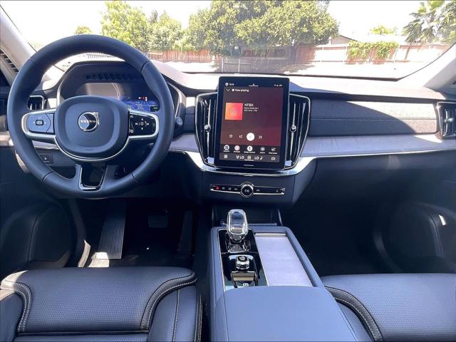 2026 Volvo XC90 Plug-In Hybrid Ultra, T8 AWD, Electric/Gasoline, Bright, 7 Seats