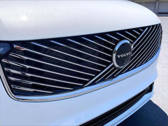 2026 Volvo XC90 Plug-In Hybrid Ultra, T8 AWD, Electric/Gasoline, Bright, 7 Seats