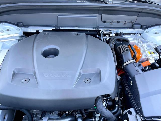2026 Volvo XC60 Plug-In Hybrid Plus, T8 AWD Electric/Gasoline, Dark