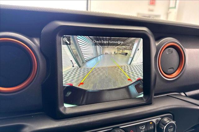 2023 Jeep Gladiator Sport