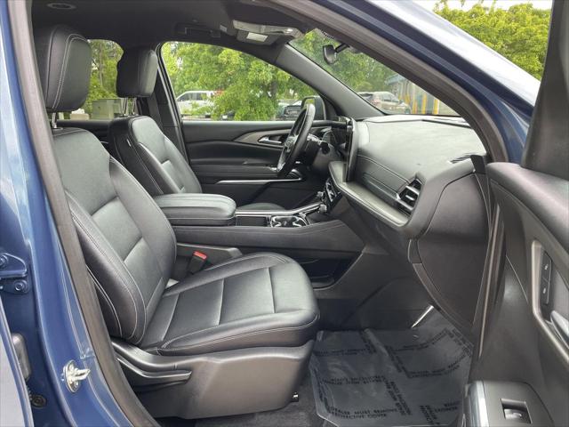2025 Chevrolet Traverse AWD LT