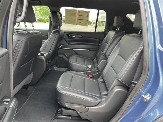 2025 Chevrolet Traverse AWD LT