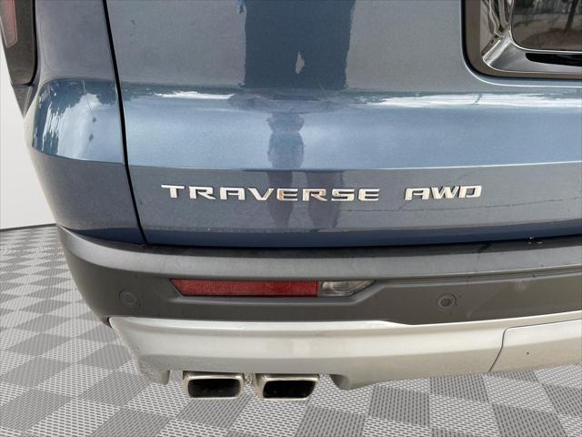 2025 Chevrolet Traverse AWD LT
