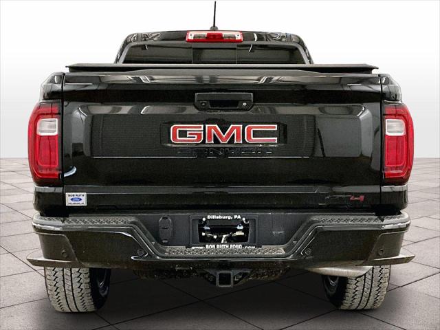2025 GMC Canyon 4WD AT4