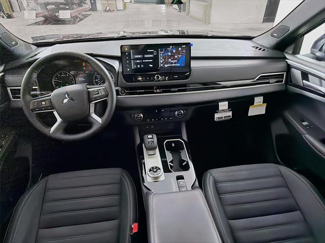 2026 Mitsubishi Outlander LE 1.5T S-AWC