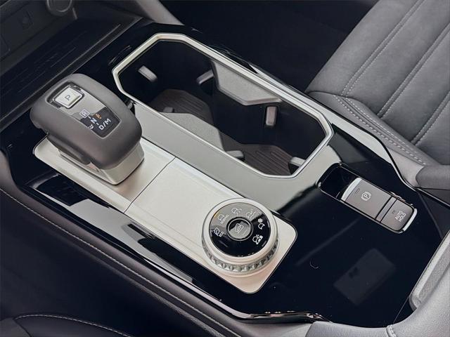 2026 Mitsubishi Outlander LE 1.5T S-AWC