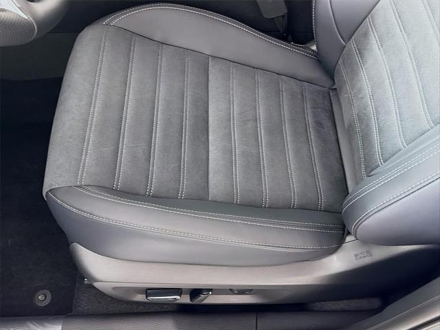 2026 Mitsubishi Outlander LE 1.5T S-AWC