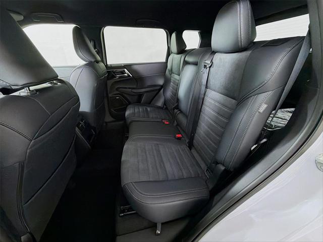 2026 Mitsubishi Outlander LE 1.5T S-AWC