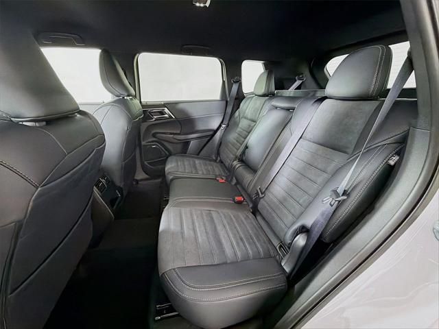 2026 Mitsubishi Outlander LE 1.5T S-AWC