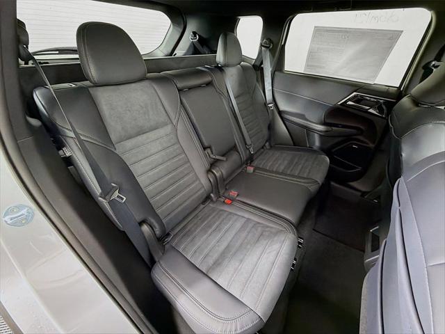2026 Mitsubishi Outlander LE 1.5T S-AWC