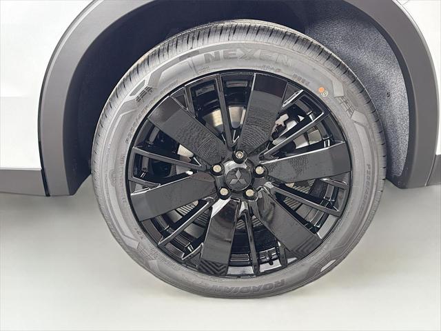 2026 Mitsubishi Outlander LE 1.5T S-AWC