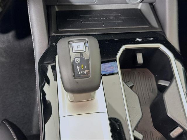 2026 Mitsubishi Outlander LE 1.5T S-AWC