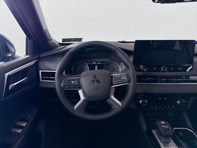 2026 Mitsubishi Outlander LE 1.5T S-AWC
