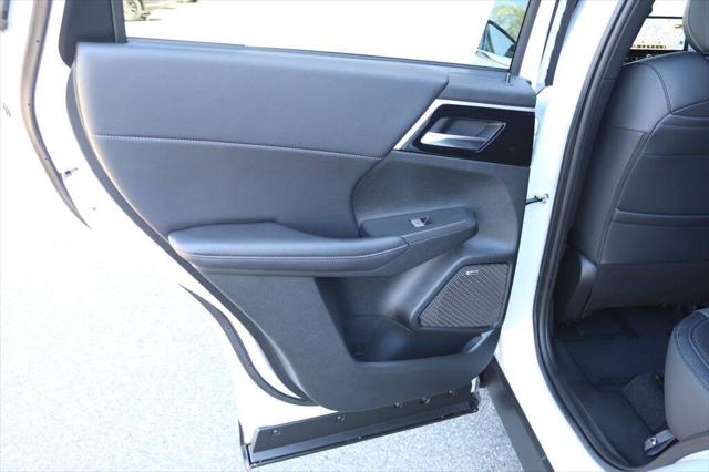 2026 Mitsubishi Outlander LE 1.5T S-AWC