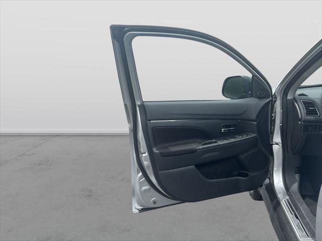 2026 Mitsubishi Outlander Sport 2.0 LE