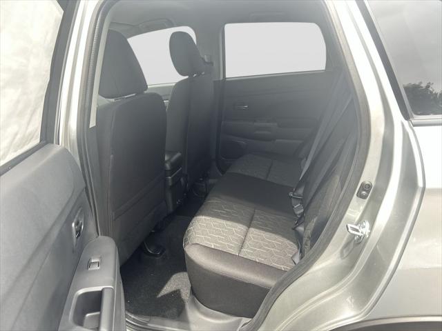 2026 Mitsubishi Outlander Sport 2.0 LE