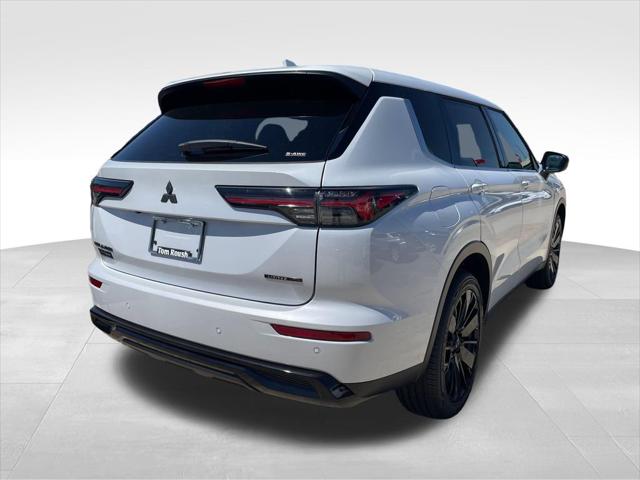 2026 Mitsubishi Outlander LE 1.5T S-AWC