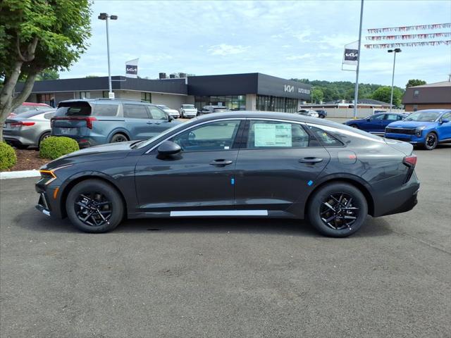 2026 Kia K5 LXS FWD