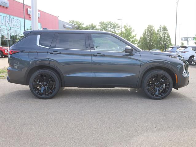 2026 Mitsubishi Outlander LE 1.5T S-AWC