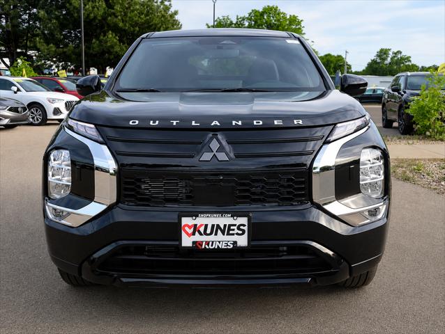 2026 Mitsubishi Outlander LE 1.5T S-AWC