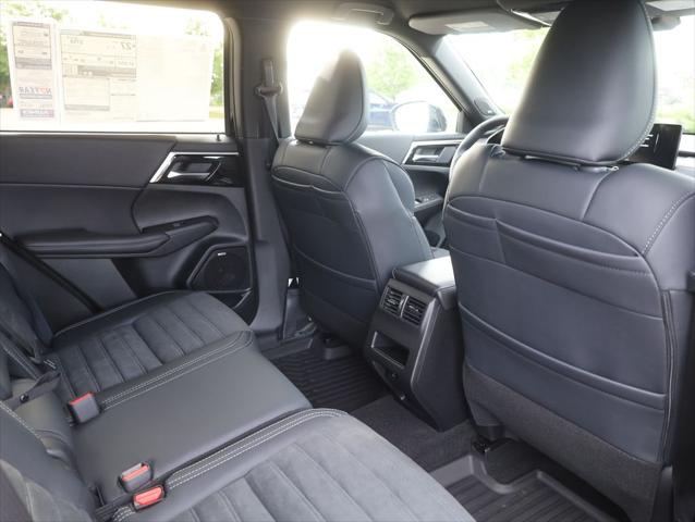 2026 Mitsubishi Outlander LE 1.5T S-AWC