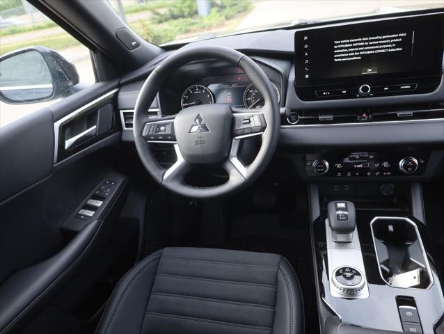 2026 Mitsubishi Outlander LE 1.5T S-AWC