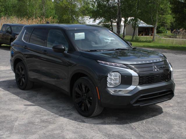 2026 Mitsubishi Outlander LE 1.5T S-AWC