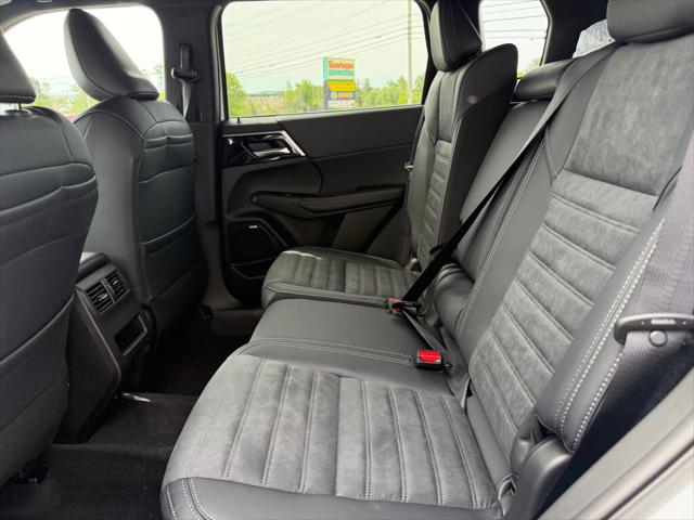 2026 Mitsubishi Outlander LE 1.5T S-AWC
