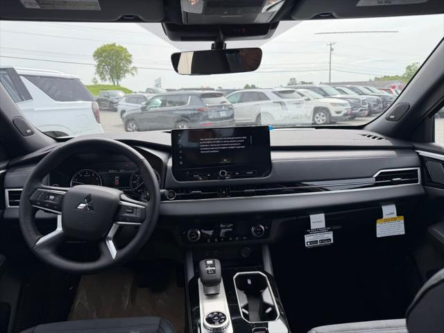 2026 Mitsubishi Outlander LE 1.5T S-AWC