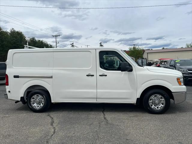 2016 Nissan 1500 S V6